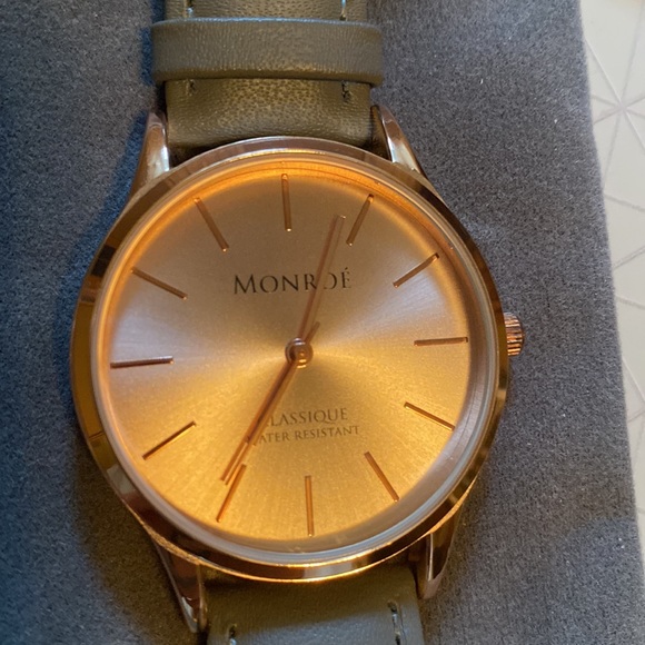 Monroé Rose Gold Charcol Leather Watch - Picture 2 of 6